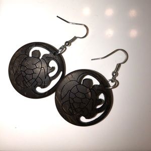 hawaian sea turtle earrings